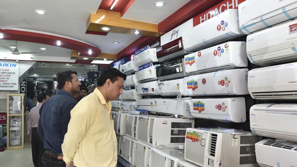 गर्मी बढ़ने का एक कारण, ठंडक देने वाले एयर कंडिशनर गर्मी बढ़ने का एक कारण, ठंडक देने वाले एयर कंडिशनर