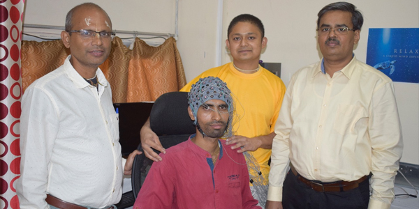 दरबारी सुनने से तेज होता है दिमाग दरबारी सुनने से तेज होता है दिमाग