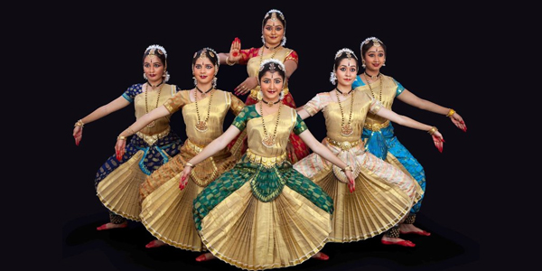 नाद-साधन भी मोक्ष प्राप्ति का ऐक मार्ग है। नाद-साधन भी मोक्ष प्राप्ति का ऐक मार्ग है।