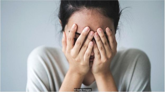 भरी महफ़िल में बोलने से डरते हैं, तो पढ़िए भरी महफ़िल में बोलने से डरते हैं, तो पढ़िए