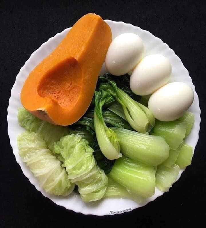 पौष्टिक भोजन की एक झलक पौष्टिक भोजन की एक झलक