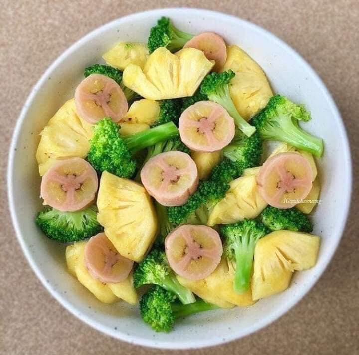 पौष्टिक भोजन की एक झलक पौष्टिक भोजन की एक झलक