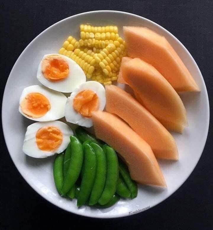 पौष्टिक भोजन की एक झलक पौष्टिक भोजन की एक झलक