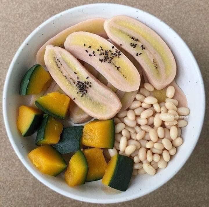 पौष्टिक भोजन की एक झलक पौष्टिक भोजन की एक झलक