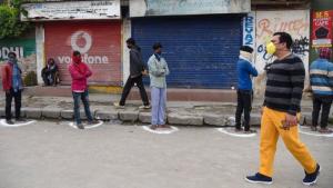 कोरोना वायरस: आख़िर कब तक करनी होगी सोशल डिस्टेंसिंग कोरोना वायरस: आख़िर कब तक करनी होगी सोशल डिस्टेंसिंग
