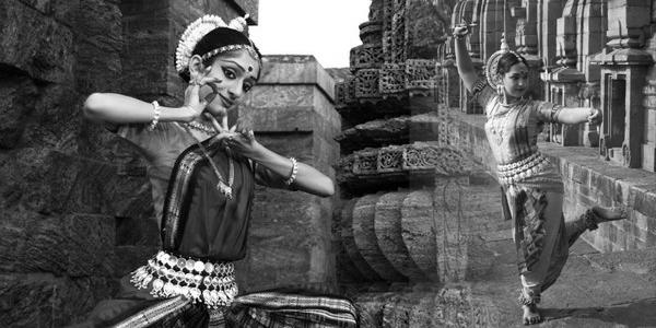 चमत्कार या लुप्त होती संवेदना एक लेख