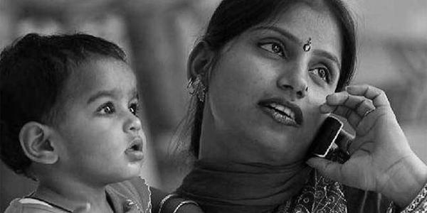 मोबाइल यूजर्स के लिए खुशखबरी, कॉल दरें जल्द हो सकती हैं कम